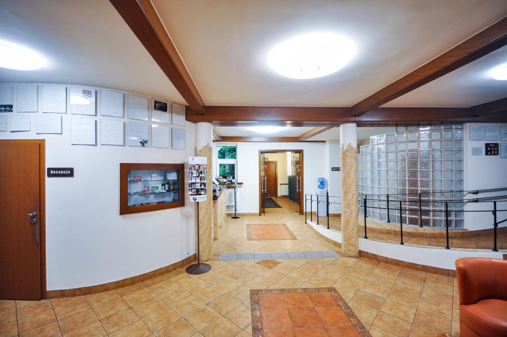 Hotel Trzy Swiaty Spa & Wellness Rajska Wyspa Gliwice Exteriör bild
